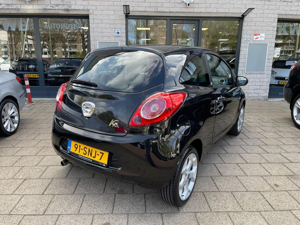 Ford Ka 1.2 Limited Airco Distributie VV Nieuwe apk, Auto's, Ford, Euro 5, Gebruikt, 1242 cc, 4 cilinders