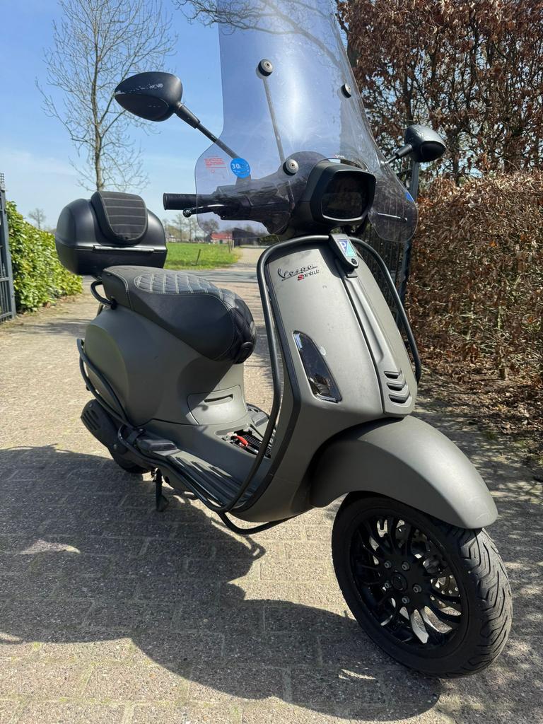 Vespa sprint 2016 brom carburateur custom kleur, Ophalen of Verzenden, Zo goed als nieuw