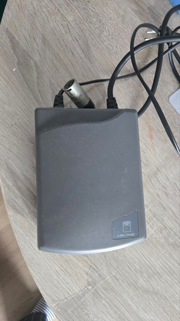 Oplader koga Miyata elektrische fiets, Ophalen of Verzenden, Gebruikt, Overige merken