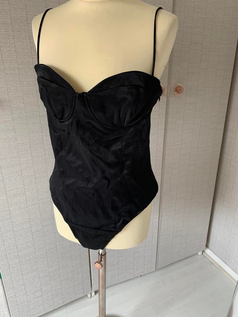 3 zwarte bodys maat M/L voor 4,50 per stuk, Kleding | Dames, Ondergoed en Lingerie, Ophalen of Verzenden, Zwart, Body of Korset