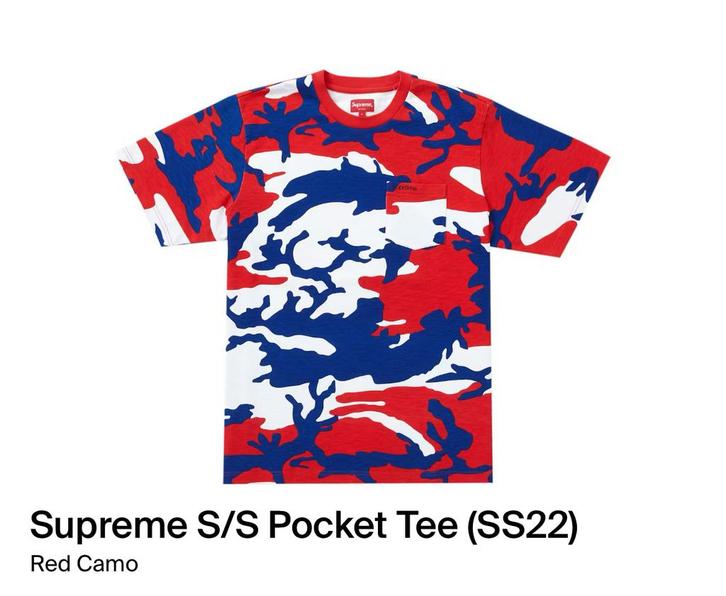 Supreme S/S Pocket Tee (SS22) Red Camo M, Kleding | Heren, T-shirts, Nieuw, Maat 48/50 (M), Rood, Ophalen of Verzenden