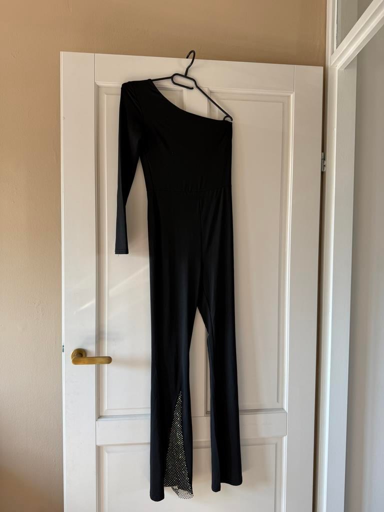 Zwarte Jumpsuit met Glitter en One Shoulder - Maat S/M, Kleding | Dames, Jumpsuits, Ophalen of Verzenden, Nieuw, Maat 36 (S), Zwart