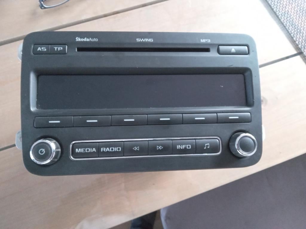 Radio skoda fabia 2012, Ophalen of Verzenden, Gebruikt