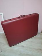 Donkerrode massagetafel, nog in prima staat, Sport en Fitness, Massageproducten, Ophalen