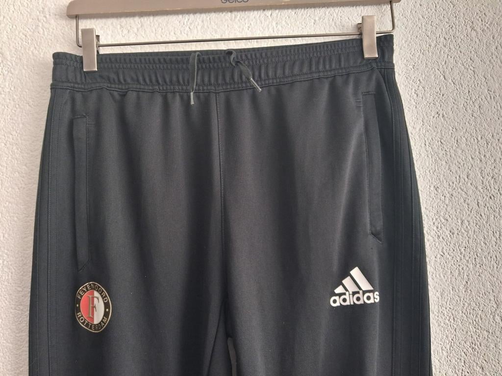 Adidas Feyenoord Trainingsbroek - Maat XL (15-16 jaar), Ophalen of Verzenden, Zo goed als nieuw