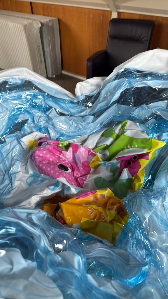Gratis kinderbadje, Ophalen, Zo goed als nieuw