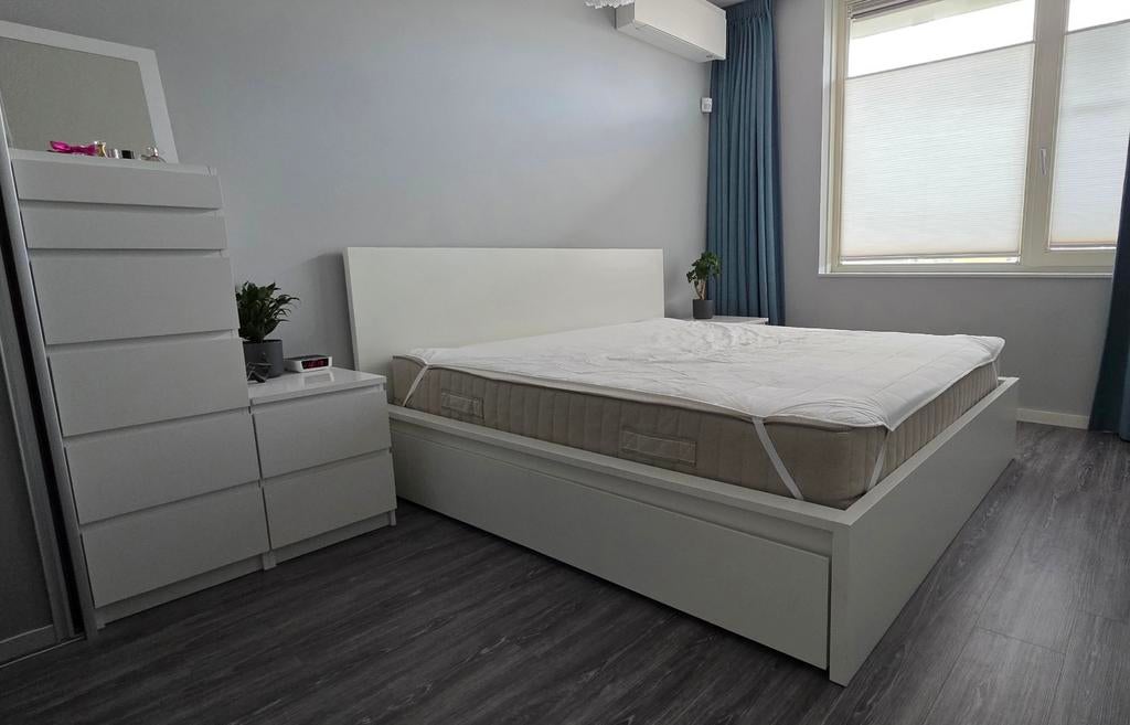 Malm Tweepers. Bed  180x200 met ladekasten en opbergladen, Huis en Inrichting, Ophalen, Gebruikt, Wit, Tweepersoons