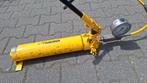 ENERPAC P80 hydraulische handpomp van staal., Auto diversen, Autogereedschap, Ophalen, ., Zo goed als nieuw, .