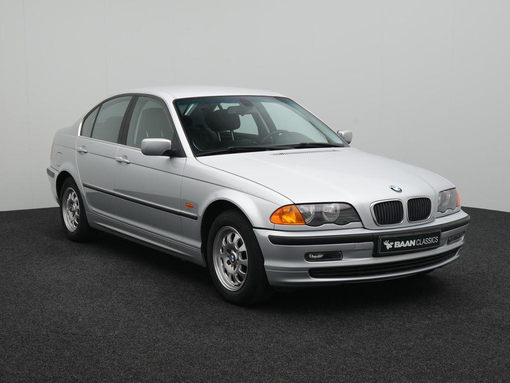 BMW 3-serie 320i Executive | Lage km | (bj 2000, automaat), Auto's, Automaat, Achterwielaandrijving, 150 pk, Bedrijf