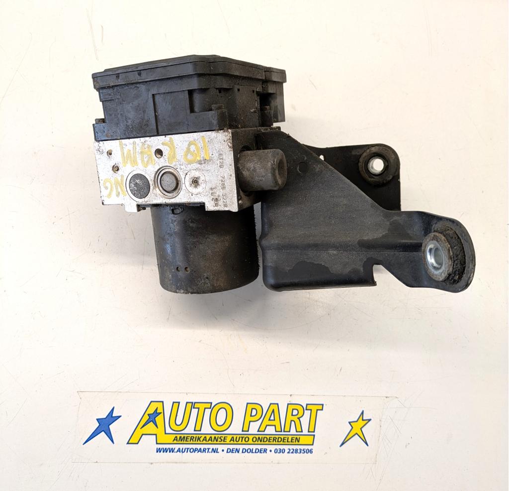 Dodge Ram 1500 ABS unit 2016-2018, Gebruikt, PO Box 21-8004 | Auburn Hills, MI 48321-8004, Amerikaanse onderdelen, Ophalen of Verzenden