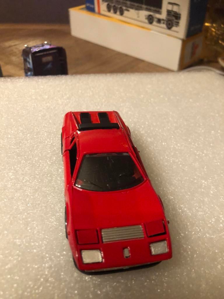 FERRARI  BB 512  van. DIAPET. 1/40. ROOD, Hobby en Vrije tijd, Modelauto's | 1:43, Ophalen of Verzenden, Zo goed als nieuw, Auto