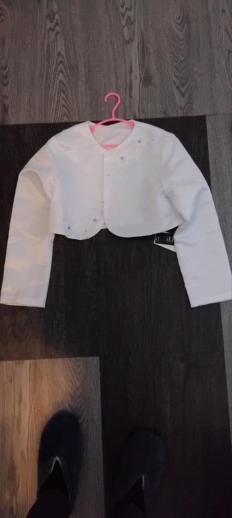 Witte bolero maat 134 met bloemetjes en steentjes, Kleding | Dames, Overige Dameskleding, Onbekend, Ophalen of Verzenden, Nieuw