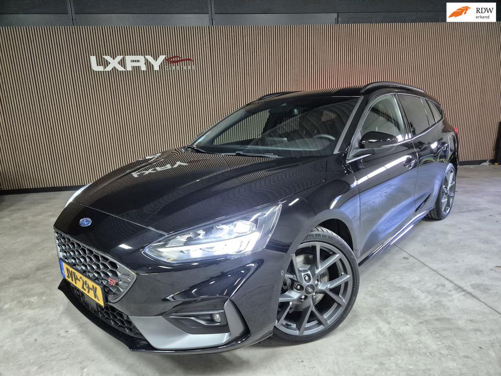 Ford Focus Wagon 2.3 EcoBoost ST-3 Performance | Clima| wint, Auto's, Gebruikt, Euro 6, 4 cilinders, Handgeschakeld
