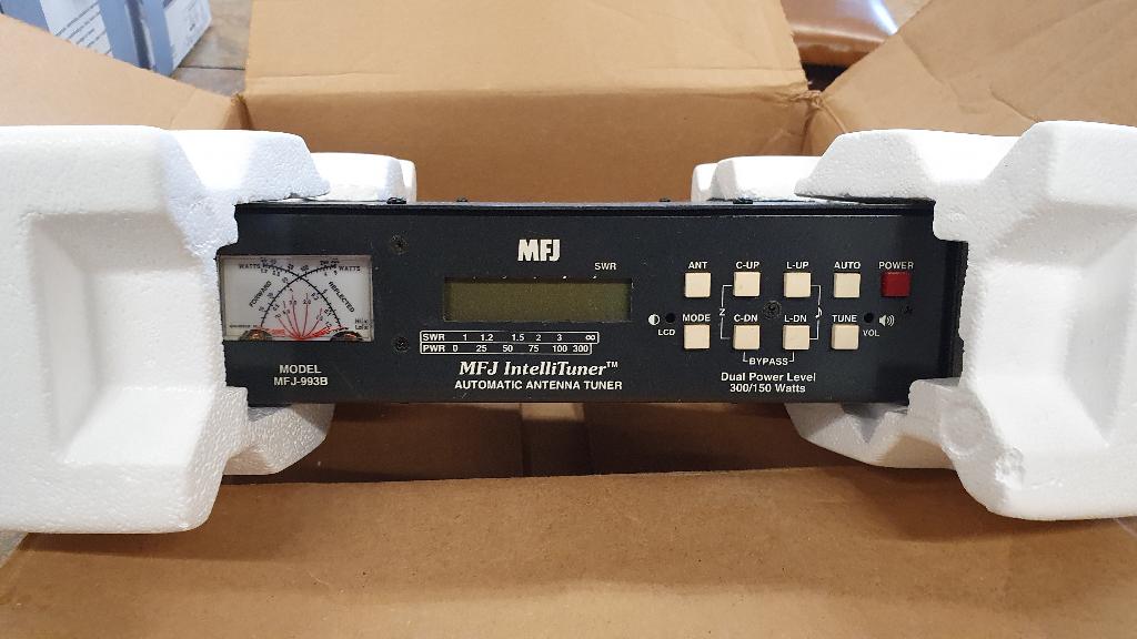 mfj tuner  993 b, Telecommunicatie, Zenders en Ontvangers, Ophalen of Verzenden, Gebruikt, Zender en Ontvanger