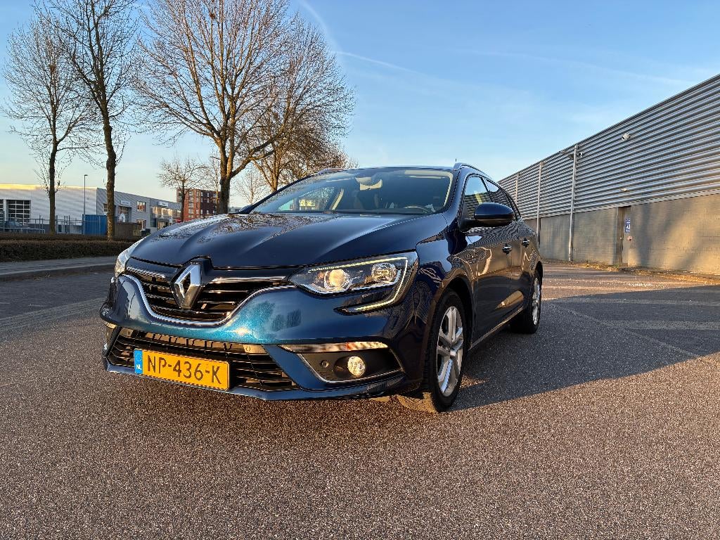 Renault Mégane 1.2 Energy TCe 100pk 2017 / 90.000km, Auto's, Voorwielaandrijving, Stof, 4 cilinders, Blauw