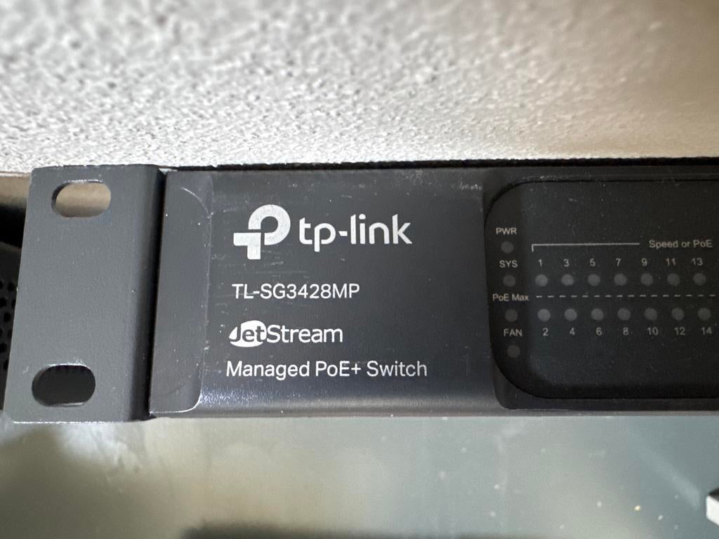 TP-Link Omada TL-SG3428MP Managed PoE+ Switch, Computers en Software, Netwerk switches, Ophalen of Verzenden, Gebruikt