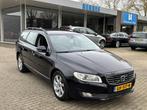 Volvo V70 T4 Aut Nordic+ Standkachel (bj 2015, automaat), Euro 5, 179 pk, Zwart, 1600 kg