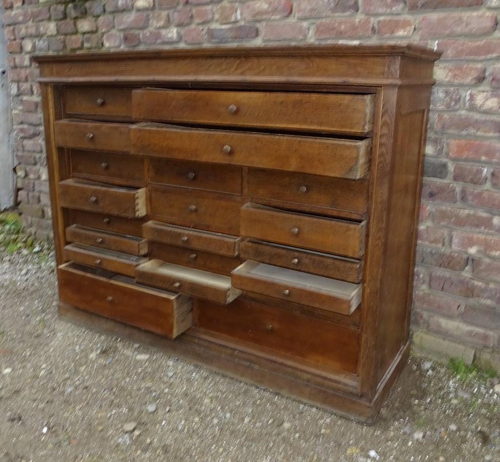 oude eikenhouten ladekast kast afkomstig uit frankrijk, Ophalen