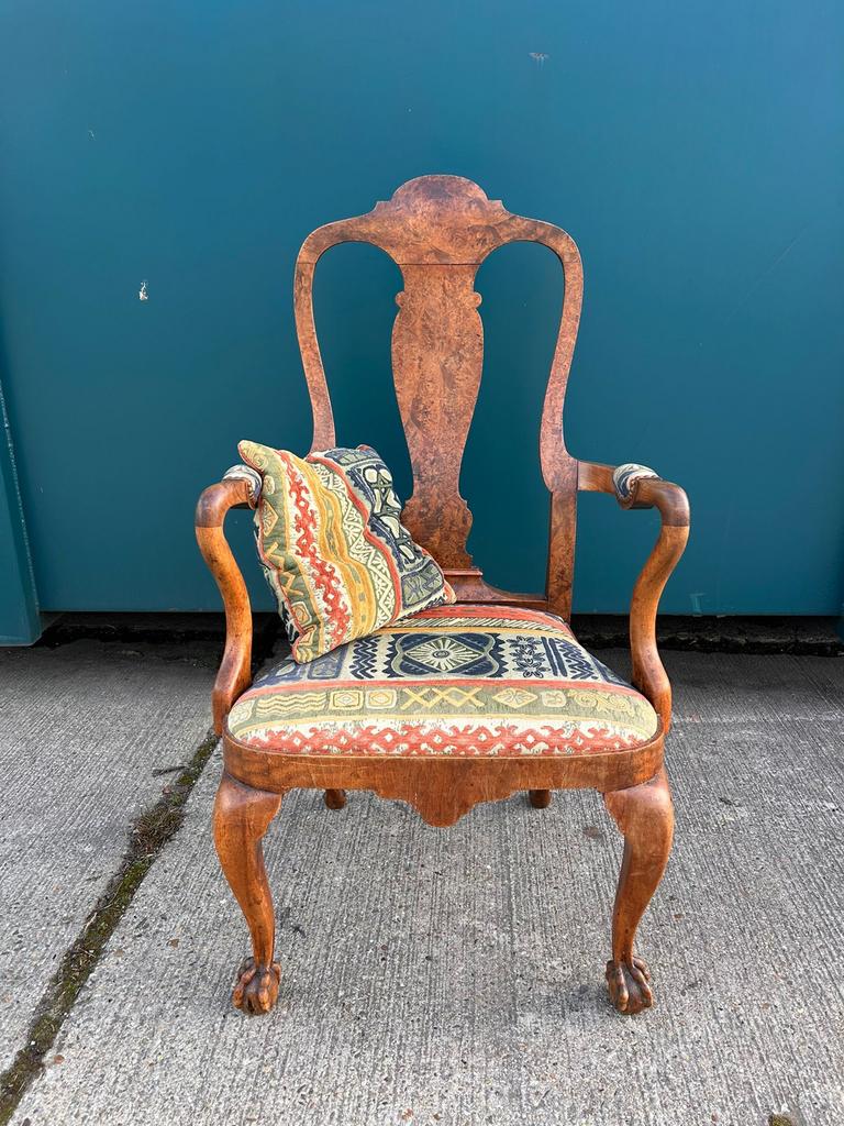 Antieke wortelhouten stoel met klauwpoten, Ophalen