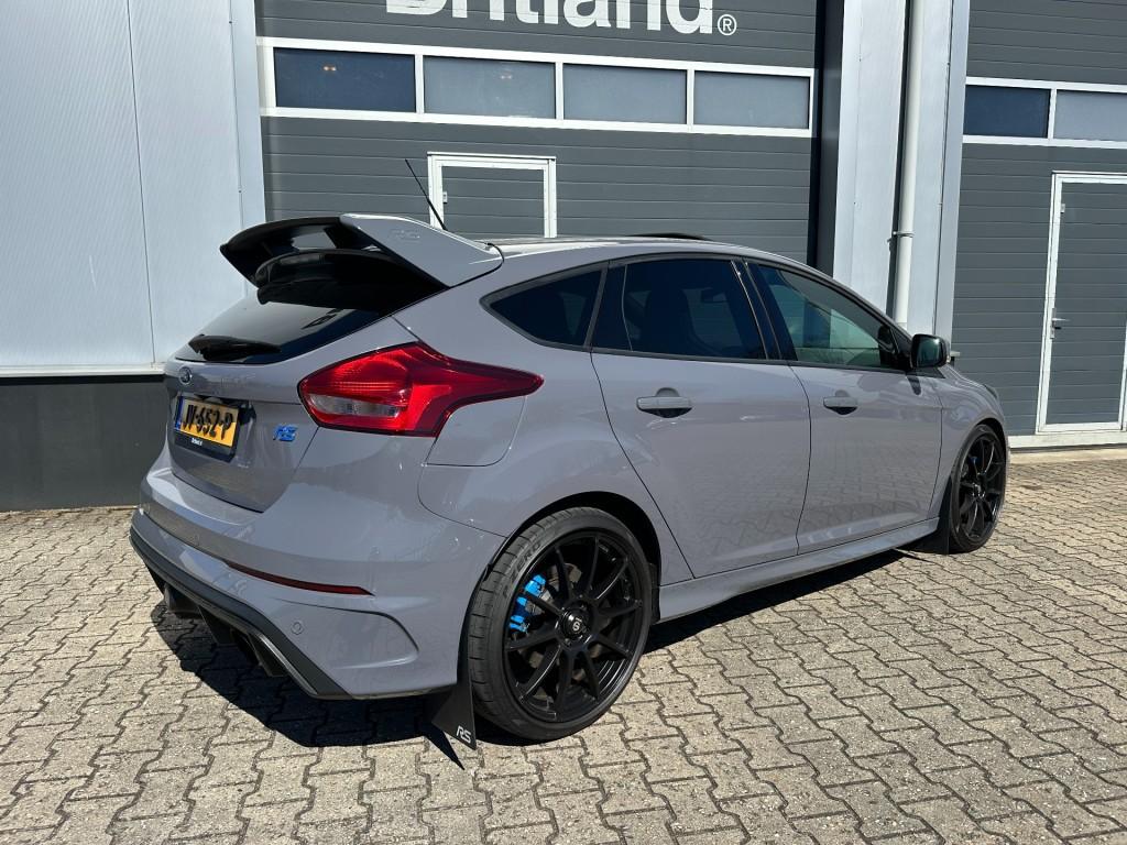 Ford FOCUS 2.3 RS 350pk bj2016 NL auto *Recaro *dakje *Camer, Gebruikt, Euro 6, 4 cilinders, USB