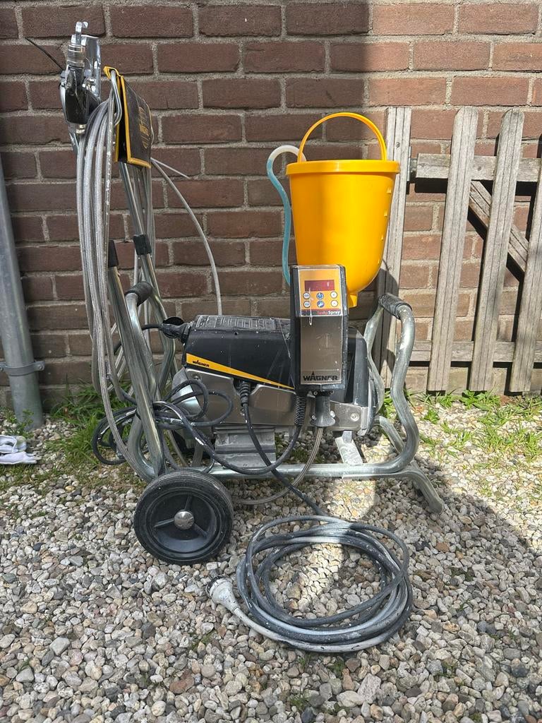 WSB SF23 Spuitmachine met verwarmde slang en spuit tips, Ophalen, Gebruikt