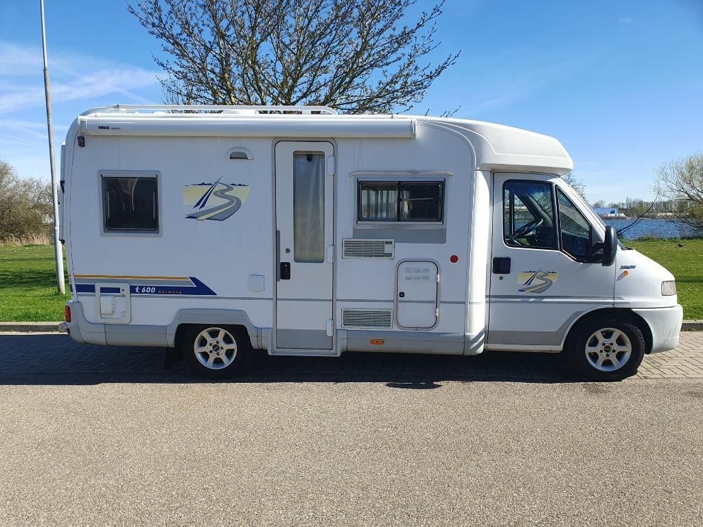 Camper Burstner T600 Harmony, Chemisch toilet, Fiat, Treinzit, Particulier