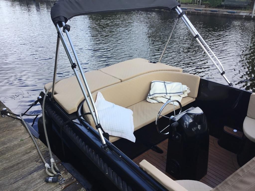 Maassloep 570 Honda 20 pk bouwjaar 2023 Tender BIJNA NIEUW, Ophalen, 10 tot 30 pk, Binnenboordmotor, Zo goed als nieuw