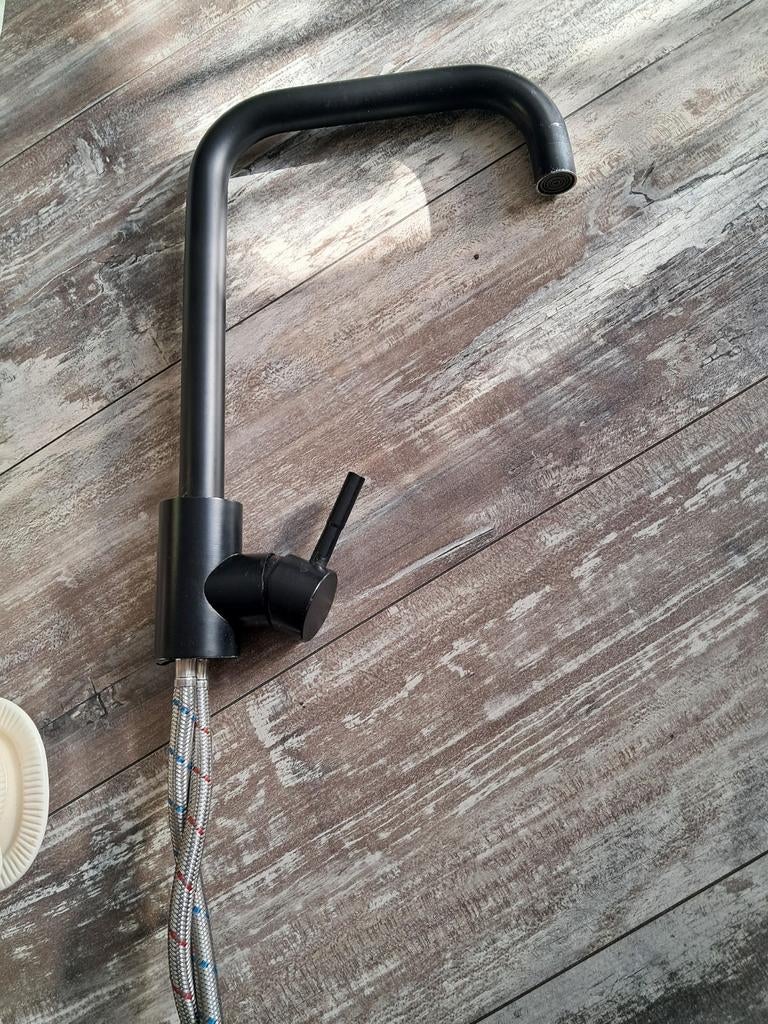 Zwarte Keukenkraan - Modern Design, Doe-het-zelf en Verbouw, Sanitair, Ophalen of Verzenden, Zo goed als nieuw, Kraan