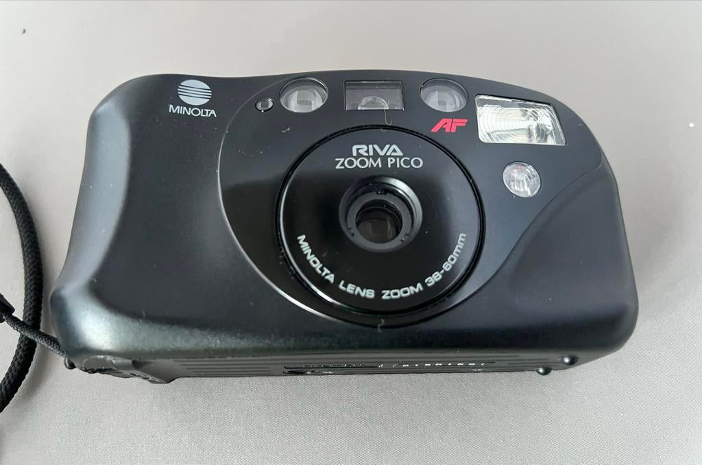 Minolta Riva Zoom Pico Compact Camera, Audio, Tv en Foto, Fotocamera's Analoog, Ophalen of Verzenden, Gebruikt, Compact, Minolta