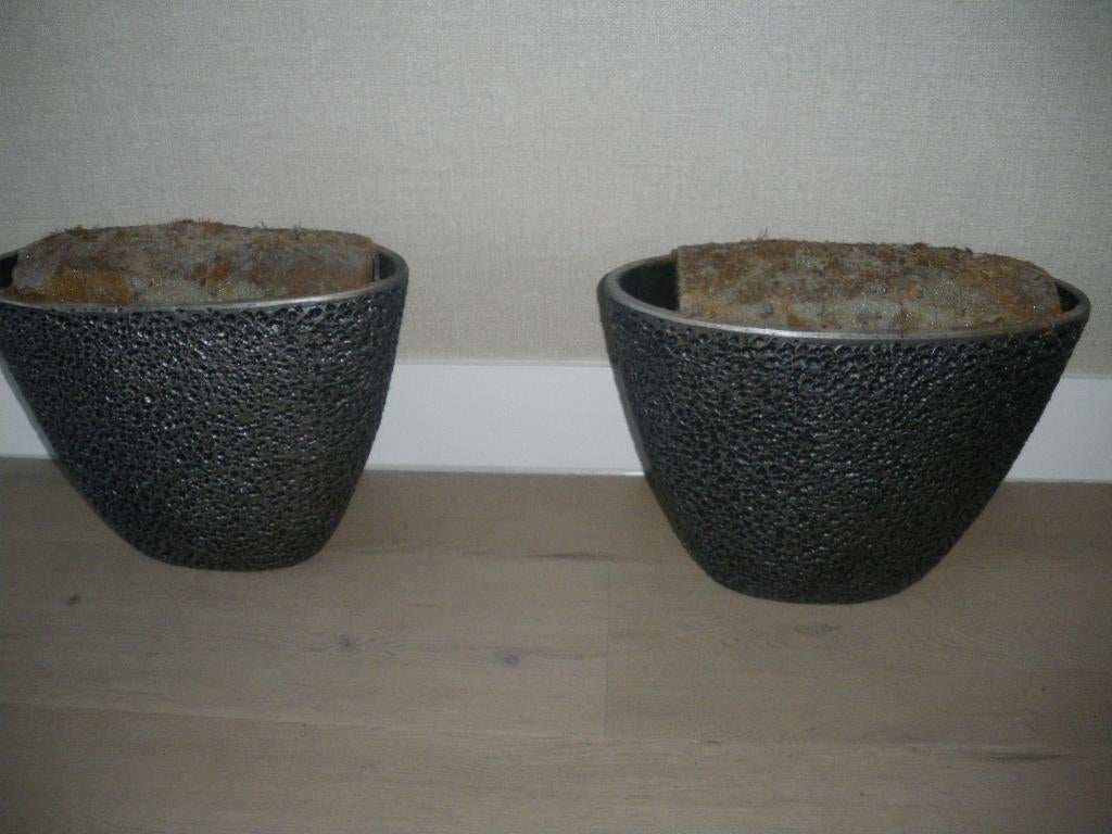 zgan 2 hele leuke bruine binnen planten potten, Ophalen, Zo goed als nieuw