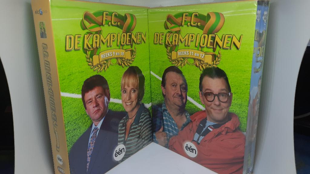 FC De Kampioenen Seizoen 9 t/m 12 TV Serie Boxsets, Nieuw, Cd's en Dvd's, Dvd's | Tv en Series, Vanaf 12 jaar, Ophalen of Verzenden
