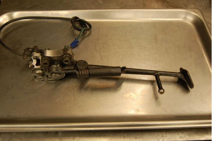 Zijstandaard standaard jiffy YZF R6 99 00 01 02, Motoren, Onderdelen | Yamaha, Gebruikt, Ophalen of Verzenden