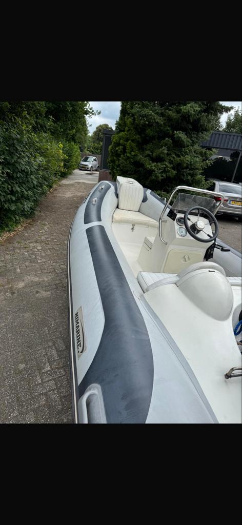 Leuke rubberboot met 30 pk motor en Boss soundsysteem, Watersport en Boten, Gebruikt, Benzine, Minder dan 70 pk, Overige materialen