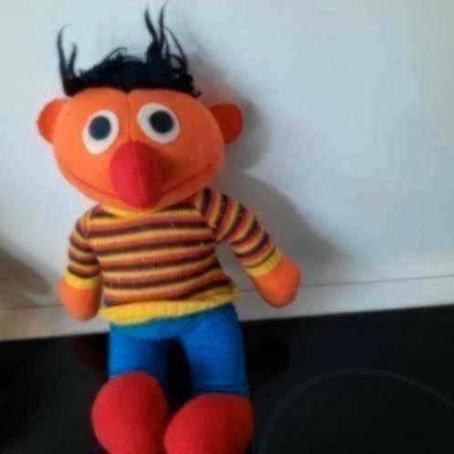 Knuffel ernie sesamstraat, Kinderen en Baby's, Speelgoed | Knuffels en Pluche, Verzenden, Gebruikt, Overige typen