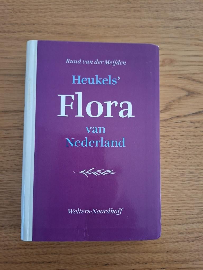 Heukels Flora van nederland bloemen en planten, Ophalen of Verzenden, Gelezen, Bloemen, Planten en Bomen, Ruud van der Meijden