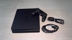 Playstation 4 slim (500gb) + 1 controller en kabels, Ophalen, 500 GB, Zo goed als nieuw, Met 1 controller