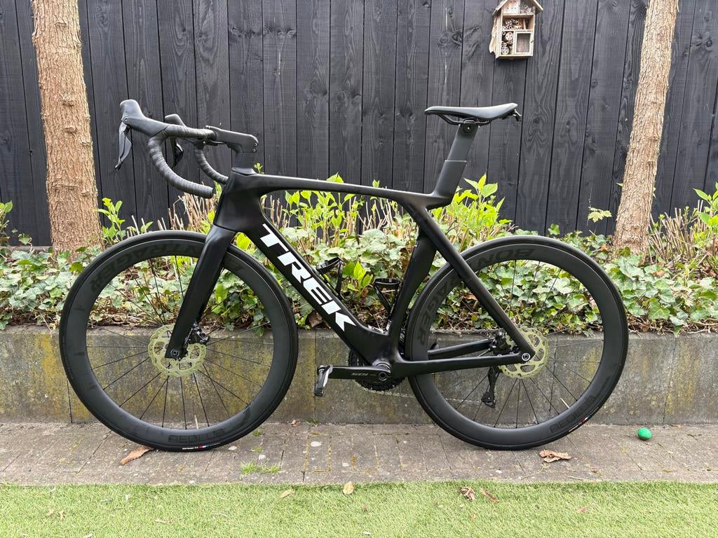 Trek Madone SL6 Gen7 Di2 (mt58/L), Fietsen en Brommers, Fietsen | Racefietsen, 28 inch, Carbon, Heren, Zo goed als nieuw