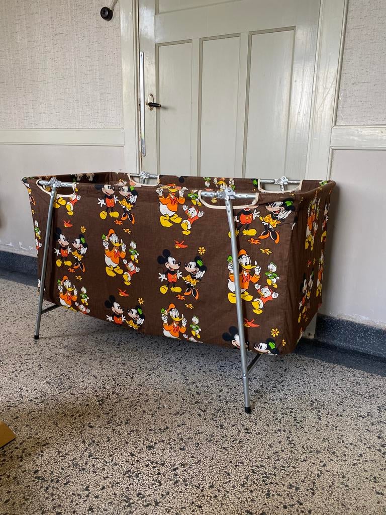 Vintage inklapbaar ledikant, campingbedje Disney, Ophalen, Zo goed als nieuw, Reisbedje