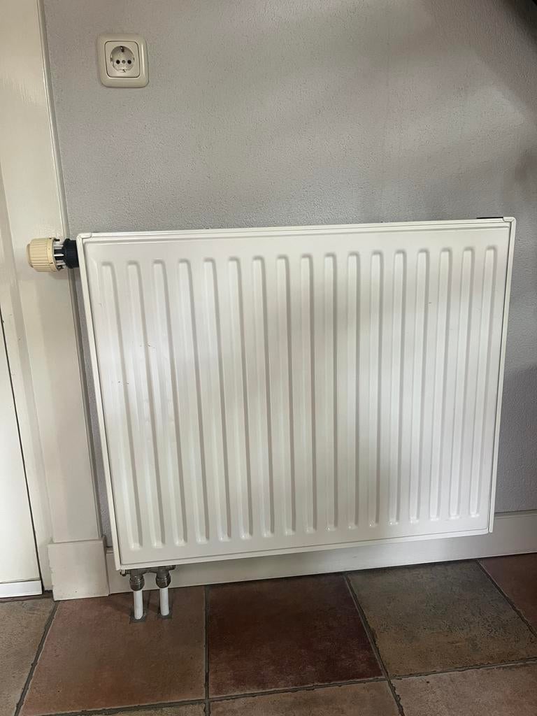 Div witte radiatoren aansluiting uit vloer links, Ophalen, 150 cm of meer, Radiator, 30 tot 80 cm