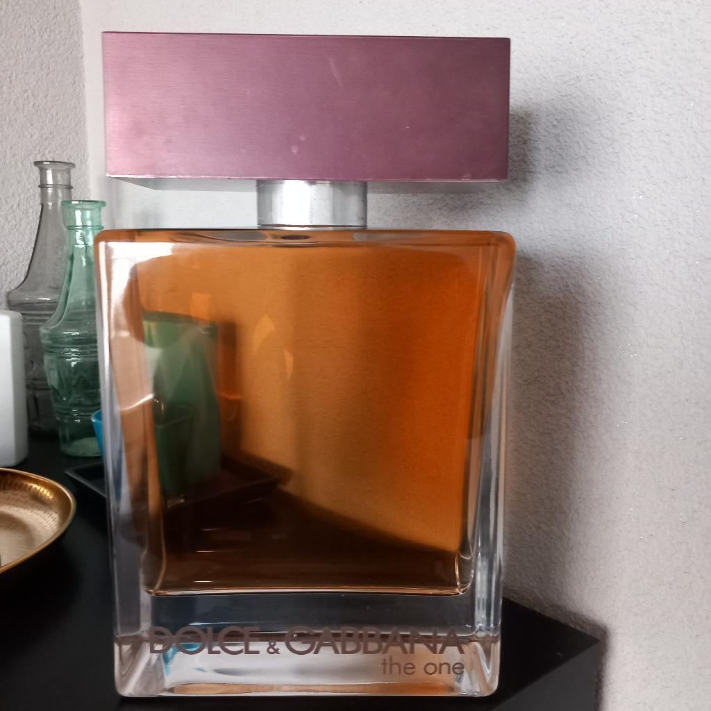 Factise flessen grote Parfum flessen, Ophalen, Zo goed als nieuw, Parfumfles, Gevuld