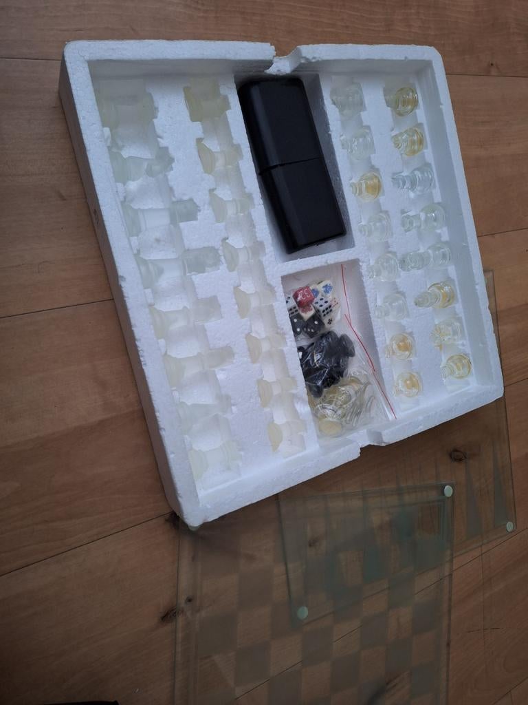 B-Square Games Spellenverzameling Glazen speelset, Ophalen