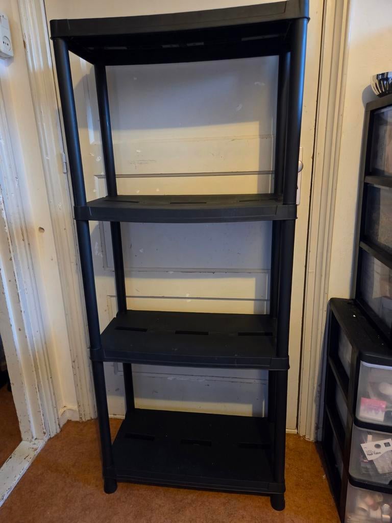 Opbergrek 2x, Ophalen