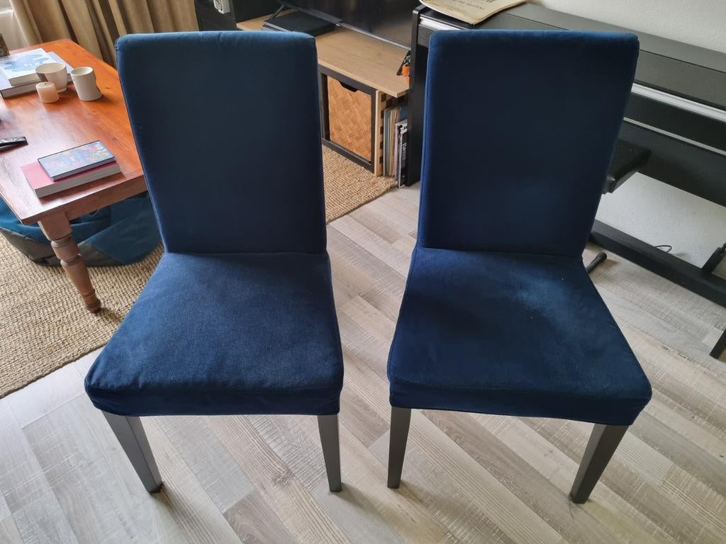 Twee eetkamerstoelen IKEA, Huis en Inrichting, Stoelen, Ophalen, Twee, Blauw, Zo goed als nieuw