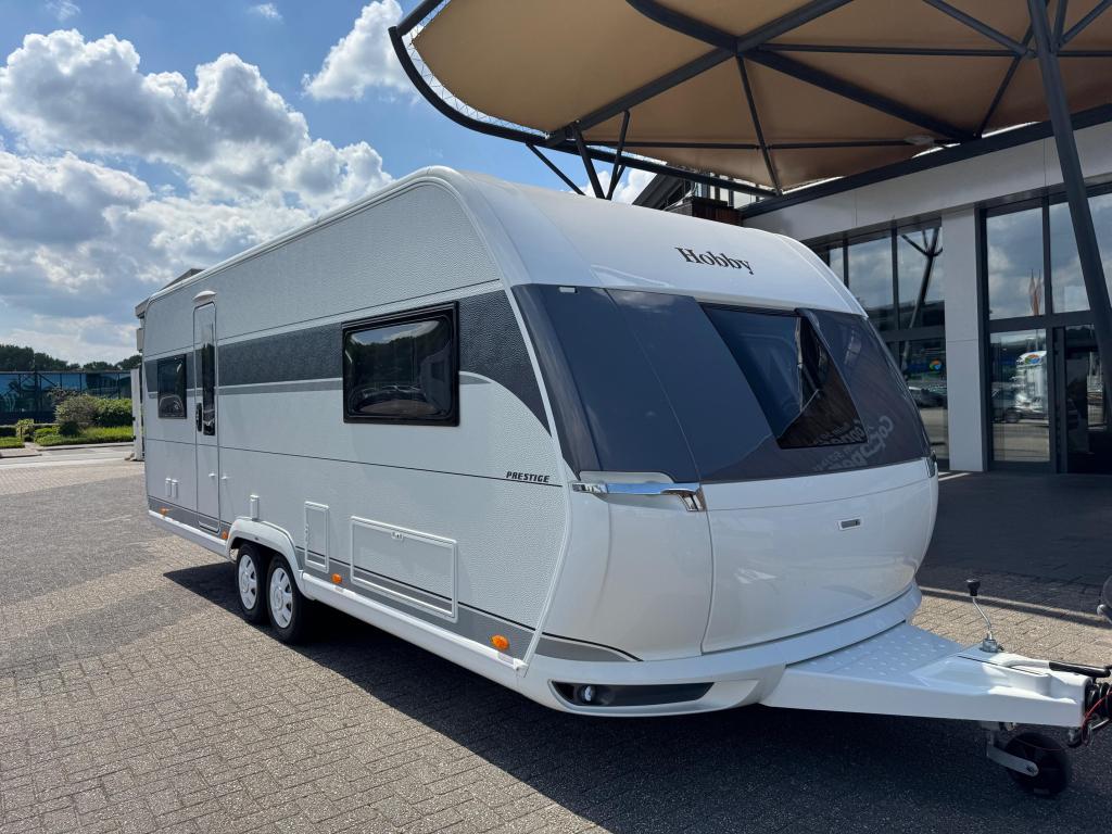 Hobby Prestige 620 CL 2025 MEGA KORTING!!! €4.000,-, Schokbreker, Standaardzit, Hobby, Overige typen