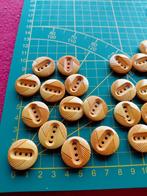 Vintage oranje knopen, Hobby en Vrije tijd, Ophalen of Verzenden, Nieuw, Knoop of Knopen