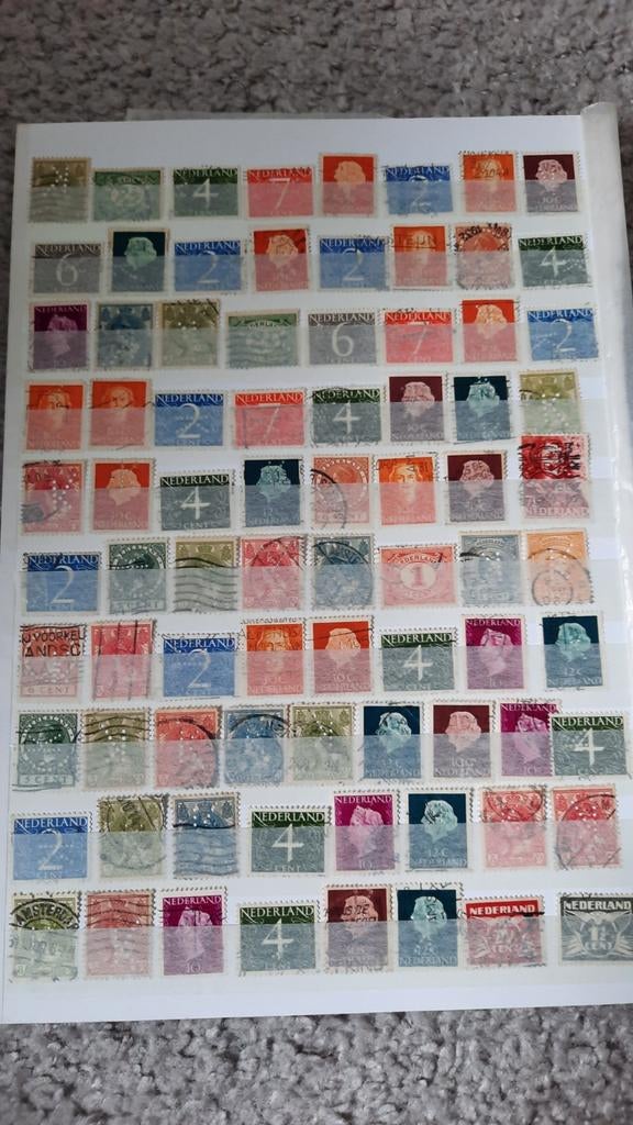 KAVEL PERFINS NEDERLAND MET LETTER K RUIM 80 STUKS GESTEMPEL, Ophalen of Verzenden, Na 1940, Gestempeld