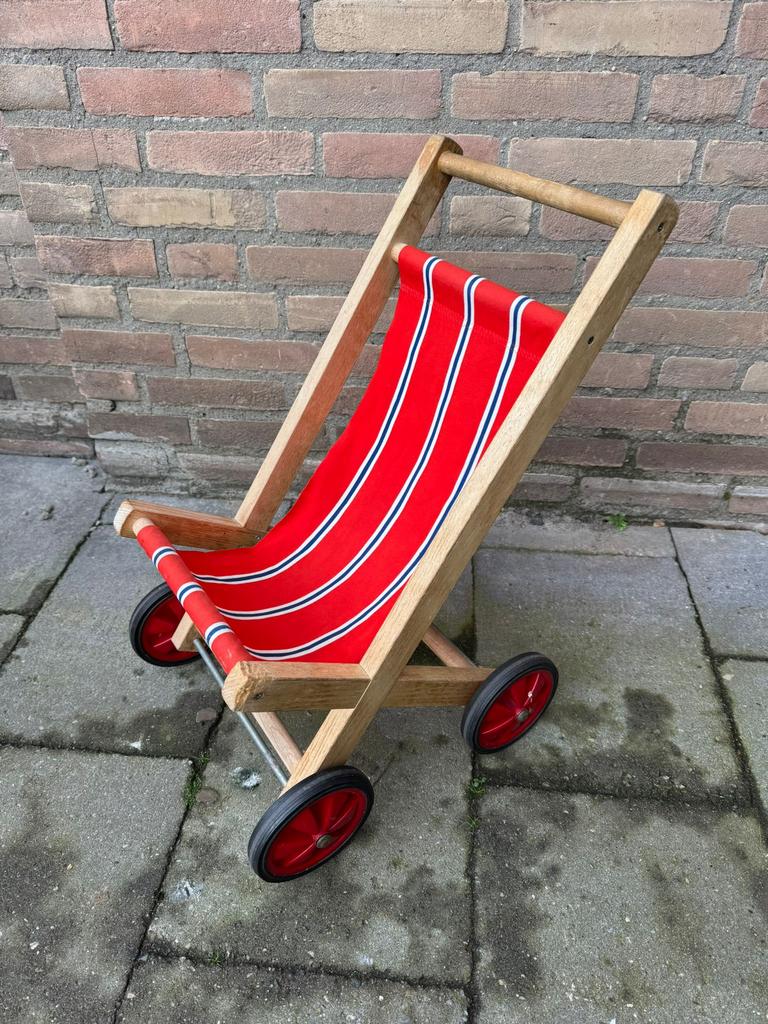 Rolf poppenwagen hout rood wit gestreept, Kinderen en Baby's, Speelgoed | Houten speelgoed, Ophalen of Verzenden, Zo goed als nieuw