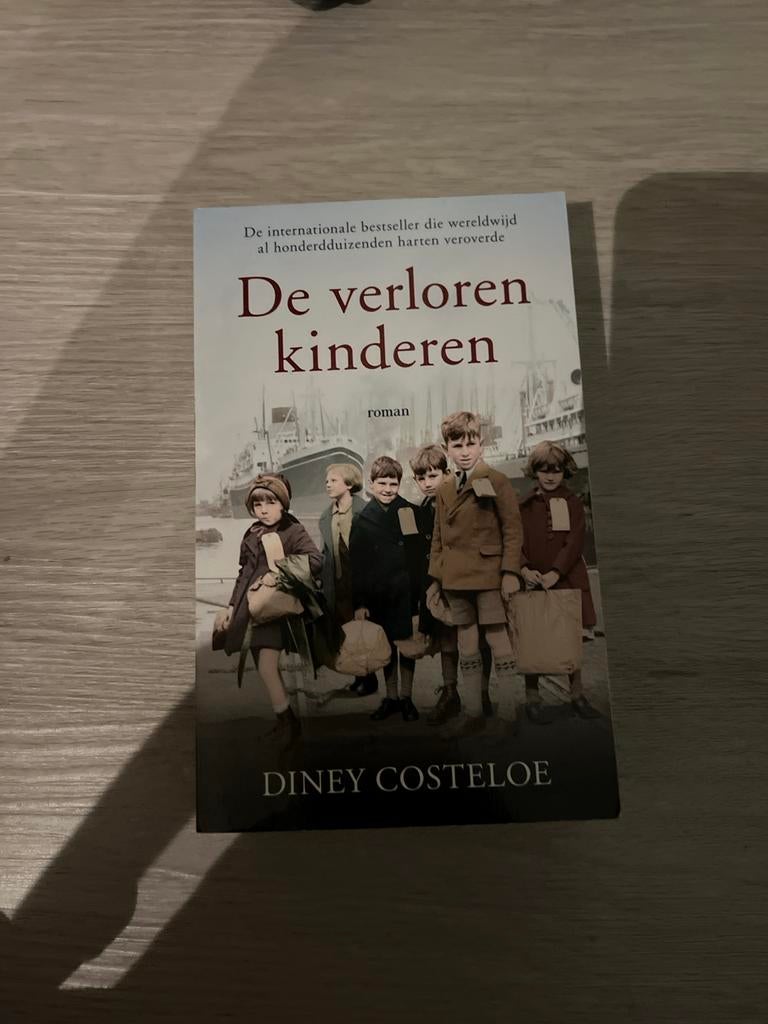 Diney Costeloe - De verloren kinderen & Een nieuw leven, Ophalen of Verzenden, Zo goed als nieuw, Nederland