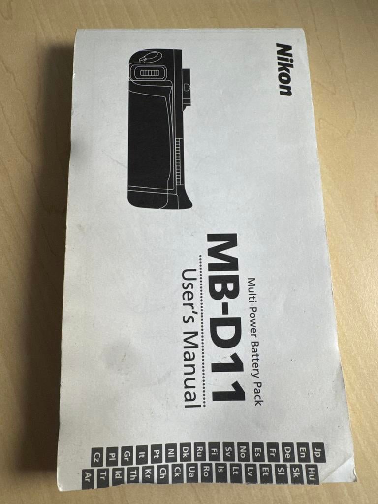 Nikon MB-D11 Multi-Power Battery Pack Handleiding, Ophalen of Verzenden, Gelezen