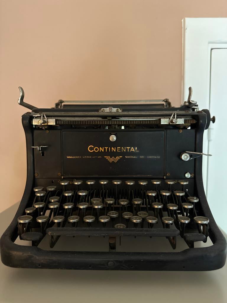 Prachtige Antieke Continental Typemachine, Ophalen